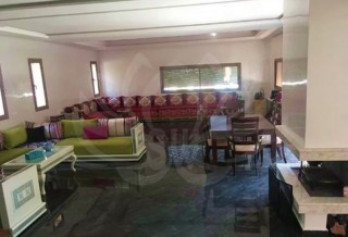 Villa 5 Chambres a vendre Route D'Ourika