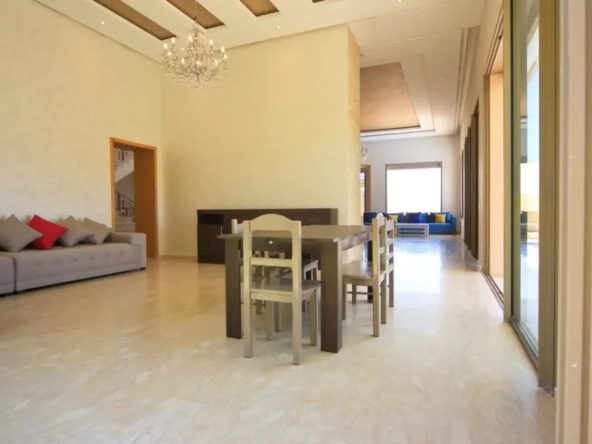 Villa a vendre route de Ouarzazate