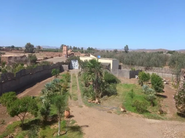 Villa a vendre route de Fès