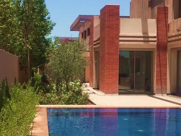 Villa avec piscine à vendre route de l'Ourika