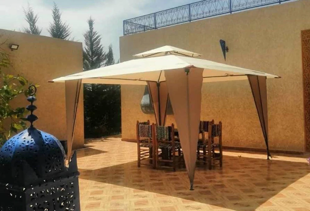 Villa à vendre avec piscine et jardin à marrakech